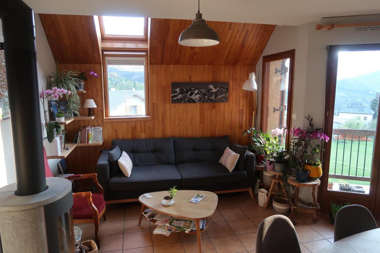 Chez Cat Et Christophe , Chambre Calme Et Lumineuse Chez L'Habitant Avec Vue 吉耶斯特尔 外观 照片