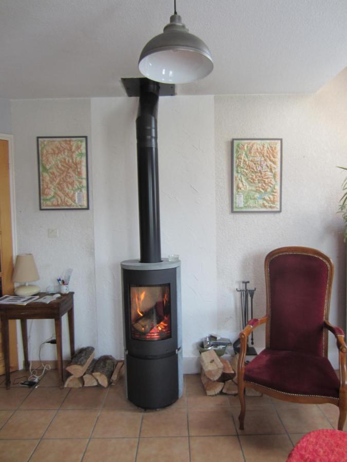 Chez Cat Et Christophe , Chambre Calme Et Lumineuse Chez L'Habitant Avec Vue 吉耶斯特尔 外观 照片
